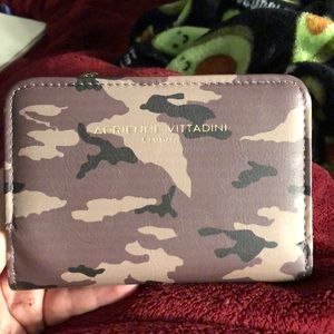 Adrienne Vittadini studio wallet in camo